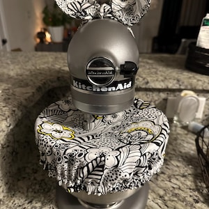 Anjannetta added a photo of their purchase