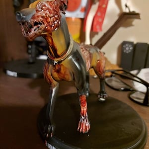バイオハザード 1/6 ゾンビドッグ ケルベロス - Etsy 日本
