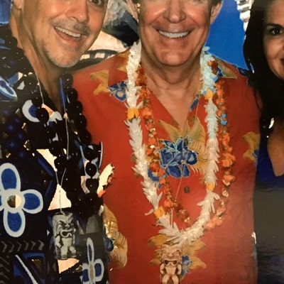 Brady Bunch Tiki Necklace Wear the Same Necklace as Found by Greg Brady ...