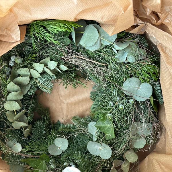 Produktbild von Funkelnder Weihnachts-Fäustlingskranz, Beleuchteter Kranz Künstliche Girlande 406372715097