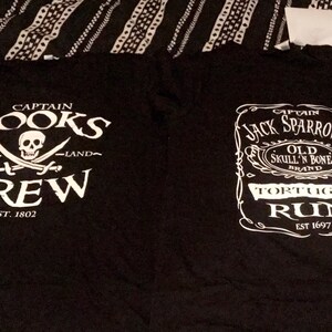 Settantallora - T-Shirt Donna 'Jack Sparrow's Tortugan Rum' - J1310 - Modello Originale Italiano