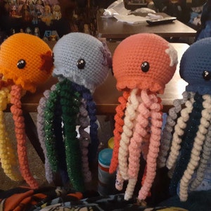 かぎ針編みのタコ編みぐるみパターン：LilCrochetLove（PDFパターン