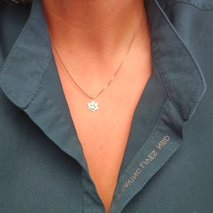 Victoria added a photo of their purchase