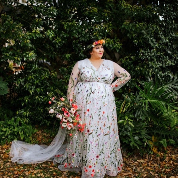 Embroidery Green Floral Wedding Dress Plus Size Embroidered Flower ...