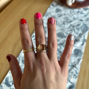 Ellis added a photo of their purchase