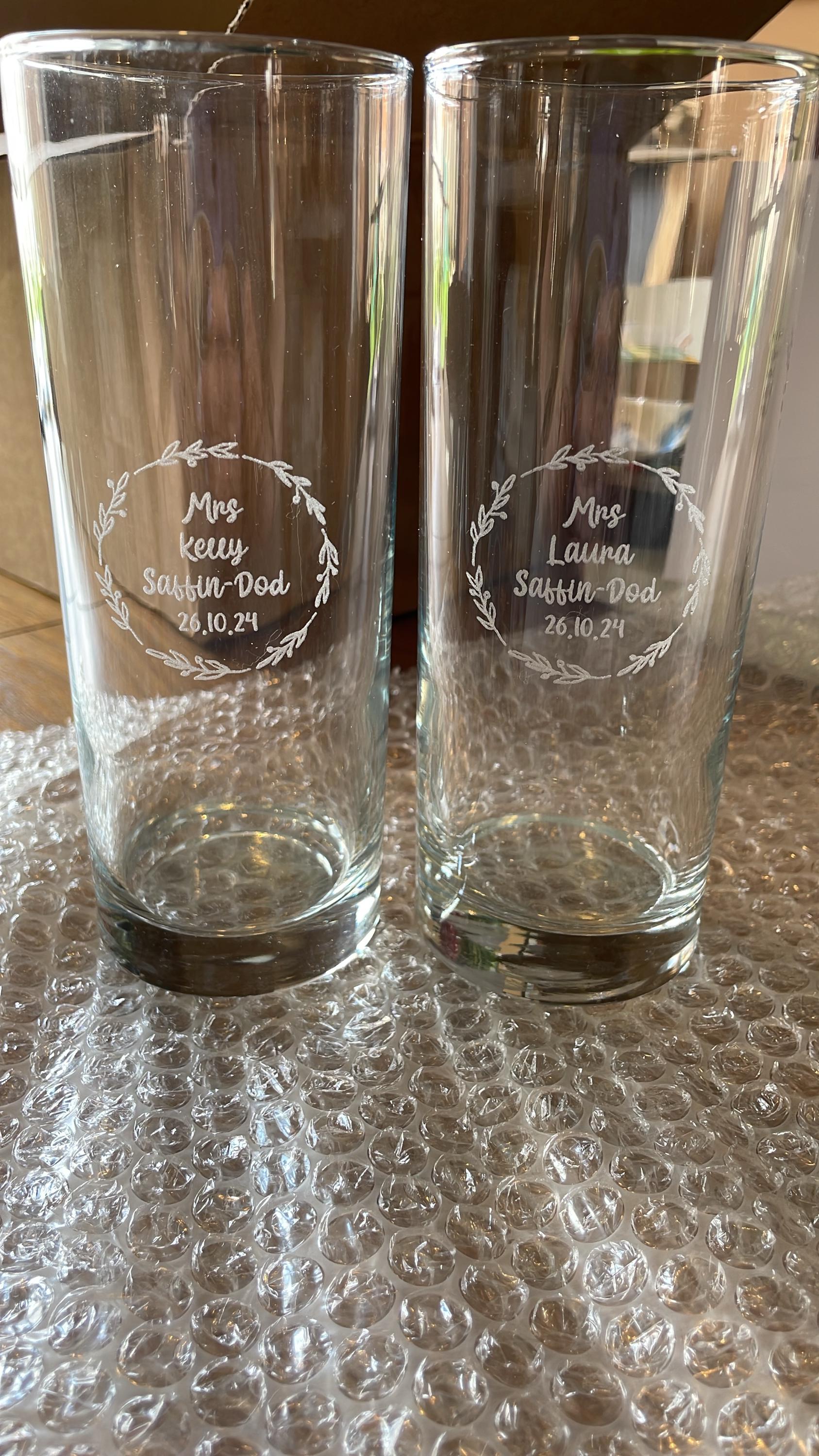 Personalisiertes Glas, mehrere Designs und Glasarten – Weinglas, Pint und Bierglas, Whisky, Champagner, Gin, Latte – gravierte personalisierte Geschenke