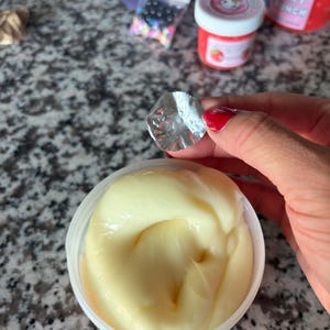 Que added a photo of their purchase