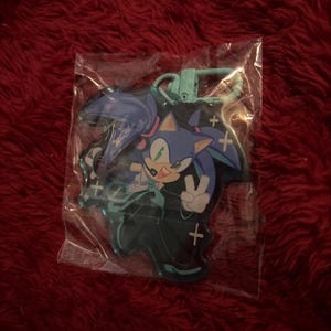Ivy added a photo of their purchase