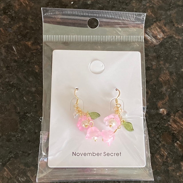 Bellflower Earrings, Glass Floral and Leaf Drop Earrings - Etsy