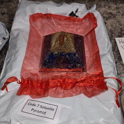 Large Orgone Pyramid | Shungite Pyramid Crystal | Metatron Cube