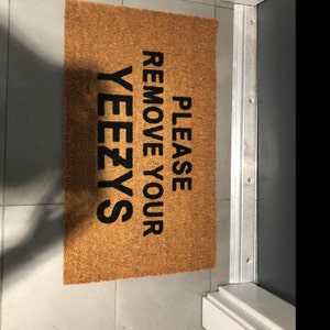 tapis remove your yeezys tapis remove your yeezys