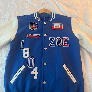 Levelt added a photo of their purchase