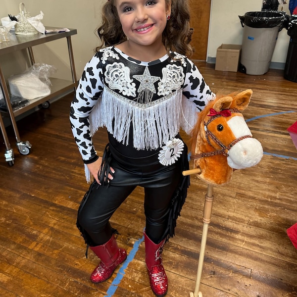 Western Wear Pageant Routine Western Glam Pageant Outfit: 'let There Be Cowgirls' With Shimmering ...