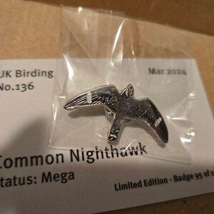 トーイ・ケニング＆スペンサー社製ピンバッジ英国王室御用達　11月8 トーイ・ケニング＆スペンサー社製ピンバッジ英国王室御用達 11月8