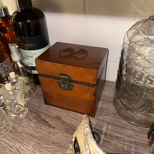 Lee added a photo of their purchase