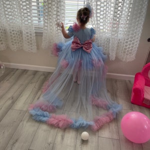 Elizabet added a photo of their purchase