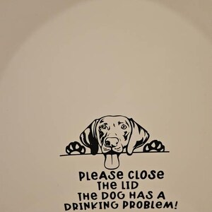 Cartello decorativo con scritta Put the Lid Down the Dog Has a Drinking Problem in legno decorativo divertente per il bagno, decorazione per la casa, rustico, per scrivania, 13,7 x 15,7 cm