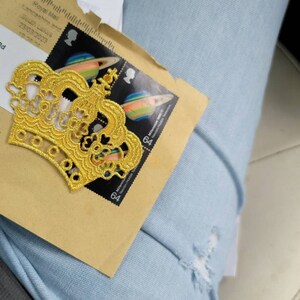 Crown Iron On Sew On Full Embroidered Patch Appliqués Badge - UK - Foto 12