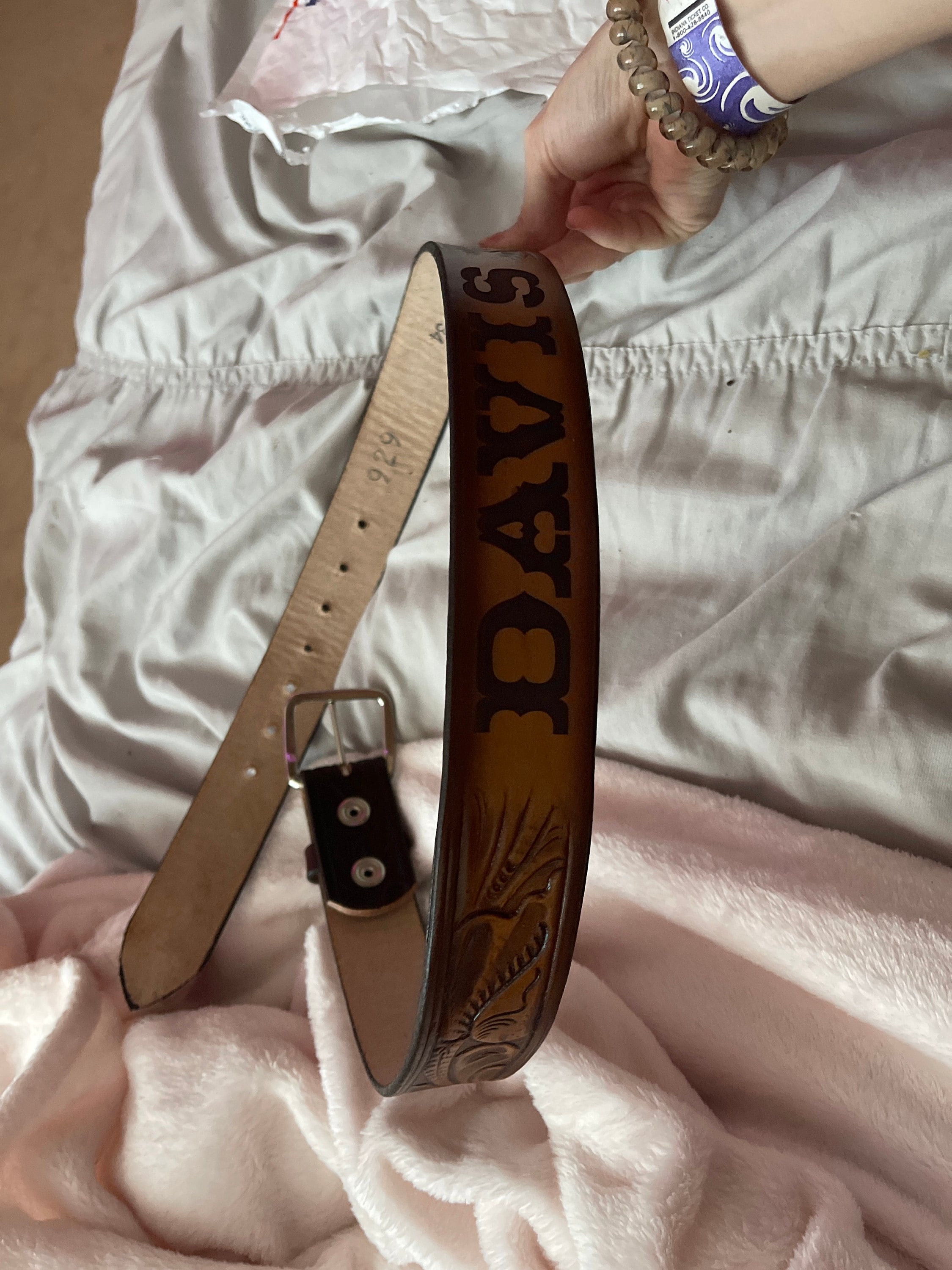 Name Belt. Western Design NBT929 - Belt is 1 1/2&quot; wide - Includes name in center back, removable utility buckle & leather keeper