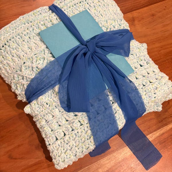 Easy Crochet Modern Blanket Pattern: Video Tutorial + Chart, 9 Sizes ...