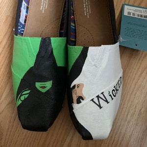 clarks lion king shoes