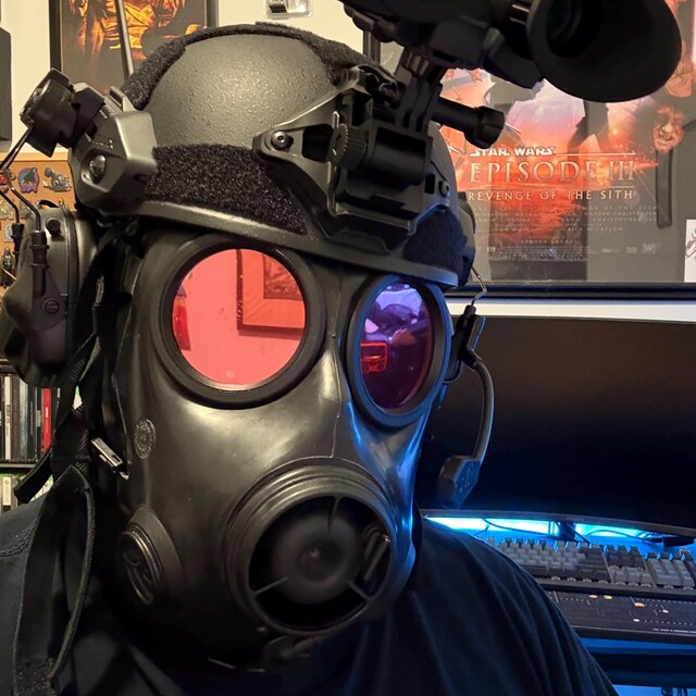 British Avon FM12 S10 Gas Mask + Full Kit / NBC / SAS / Special