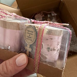 Etsy のお客さま さんが購入した商品の写真を追加しました