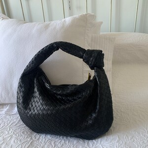 Women's Knitted Hobo Messenger Bag With Purse