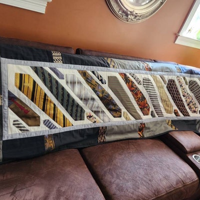 necktie table topper pattern