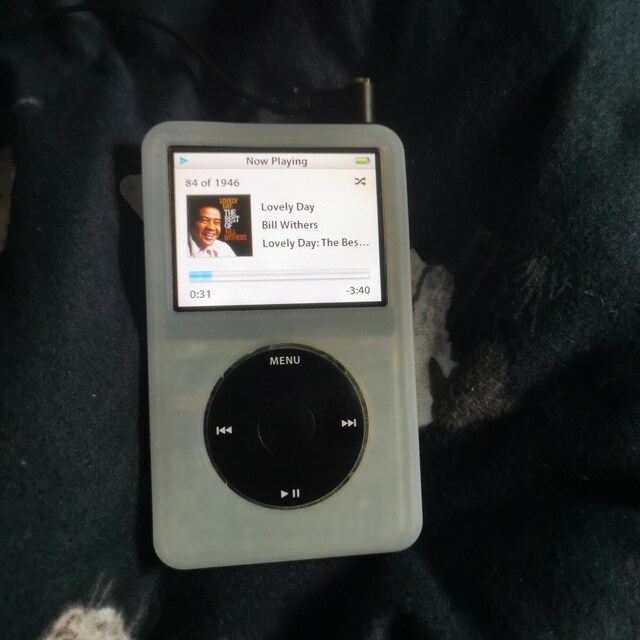Apple iPod Classic - 第 5 世代、クリア+ブラック (3000 mAh