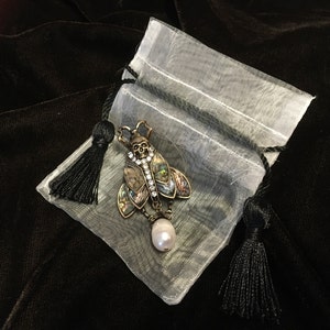 Art Nouveau Back Drop Bridal Necklace in Pearl & Antique Gold - Etsy