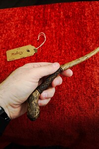 Hand Carved Pear Wand // Hand Carved Wand // Wizard Wand // Magic Wands // Wooden Wand