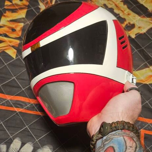 赤い宇宙レンジャーヘルメット / 電磁戦隊メガレンジャーヘルメット