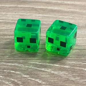 Minecraft Dungeons Series 24 Mini Figures Slime Cube NEW