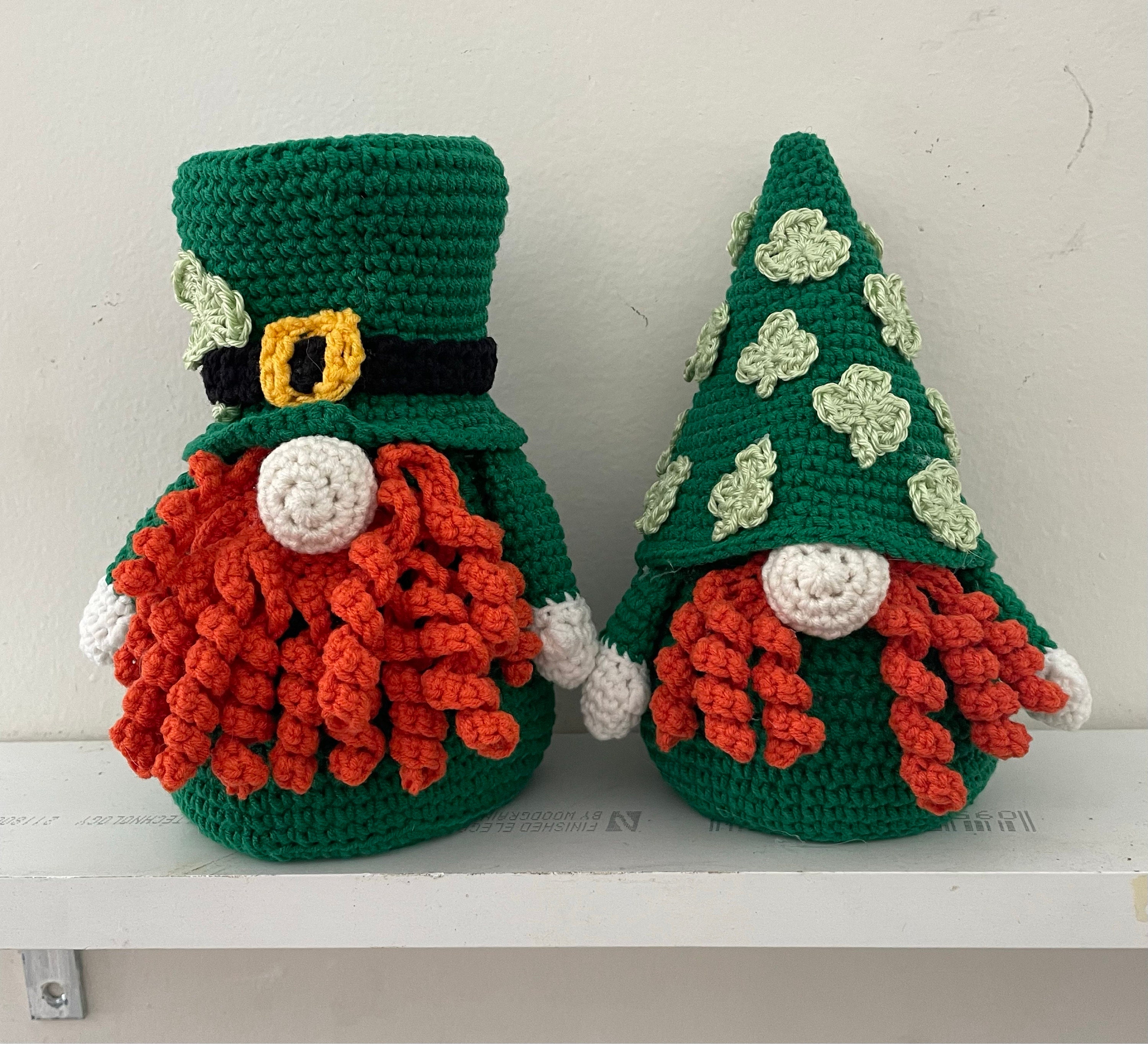 St Patricks gnomes couple crochet pattern, Holiday gnomes pdf