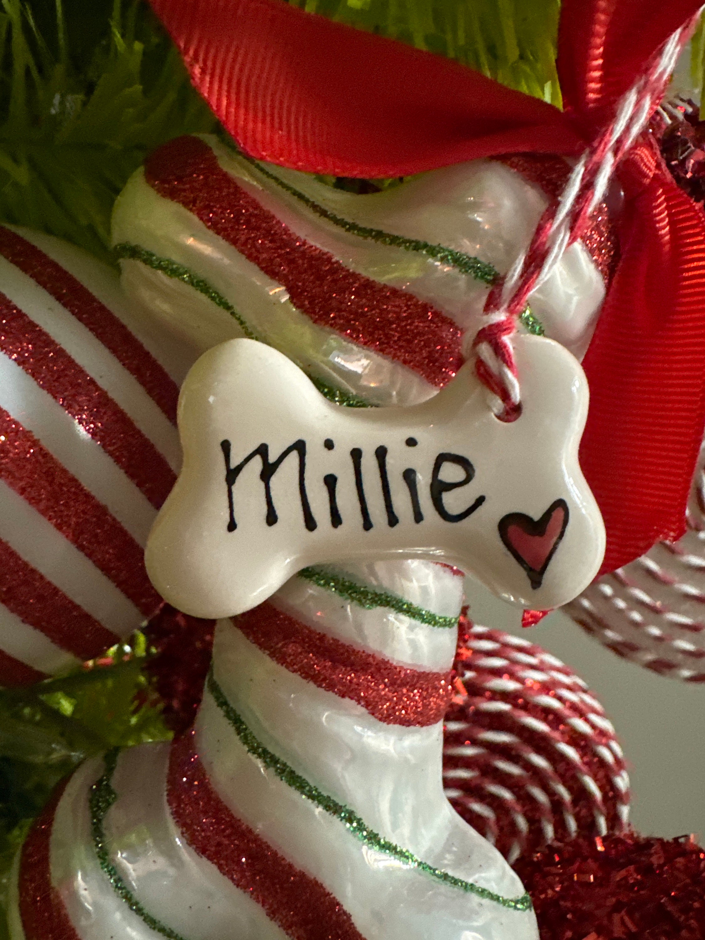 Dog Christmas decoration, personalised Christmas decoration, dog bone hanging decoration, personalised ceramic bone, gift for dogs, Xmas dog