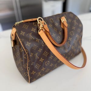 Jen added a photo of their purchase