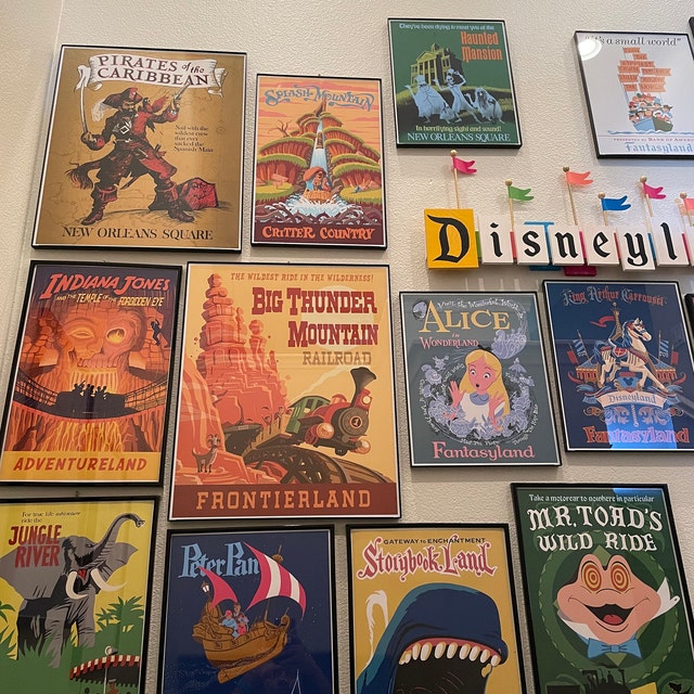 Vintage Style Disneyland Splash Mountain Attraction Poster
