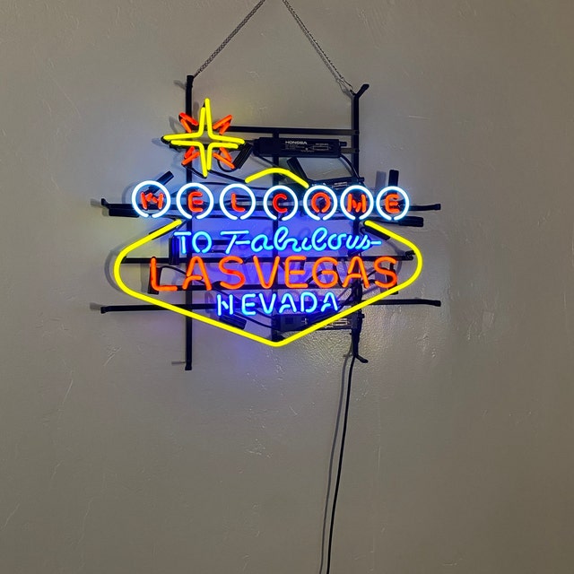Daily Neon: Las Vegas Jewlery & Gifts