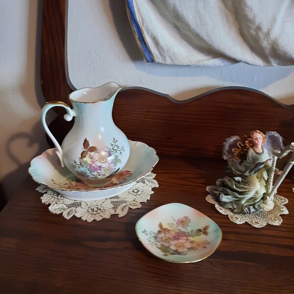 Aluminum Stand Ricer With Sieve and Masher - Etsy Canada