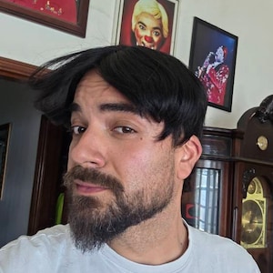 Flávio added a photo of their purchase