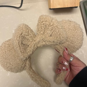 Itzel added a photo of their purchase