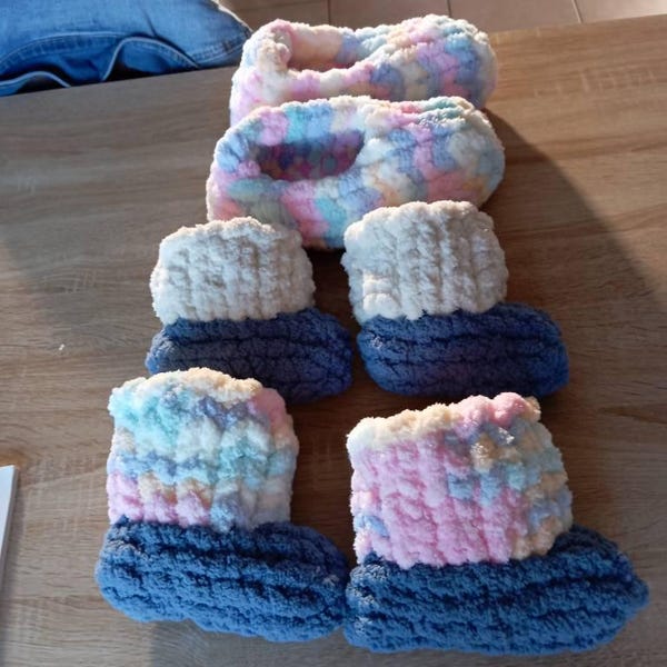 Chunky Knit Bootie Slippers Pattern: Finger Knit Cozy Booties (video