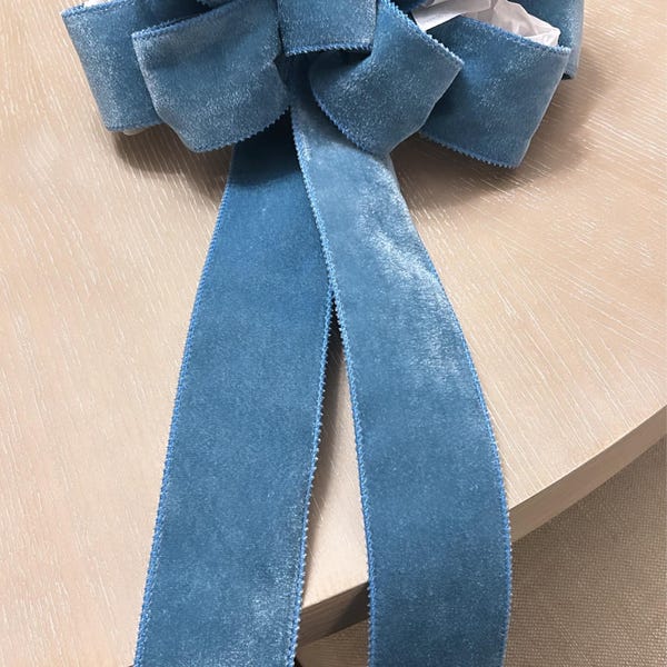 Large Emerald Velvet Bow main image 1
