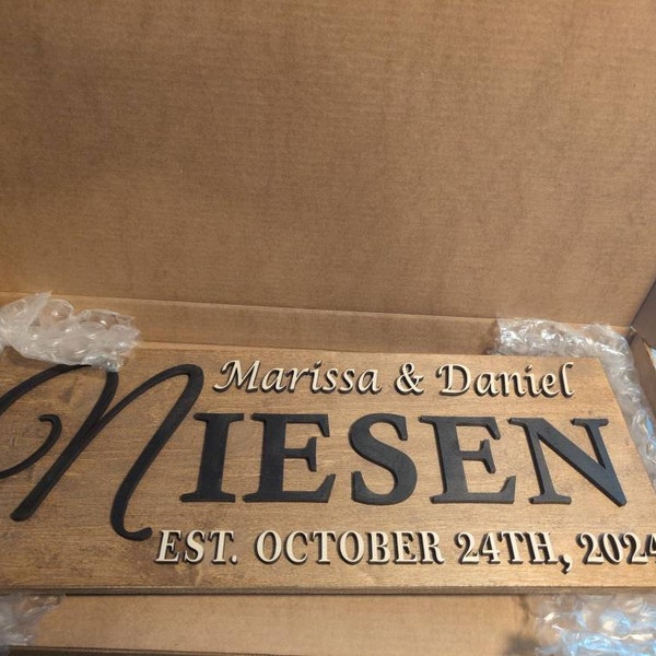 Welcome family name sign - Gift For Couples, Husband Wife, Personalized Shaped Wood Sign