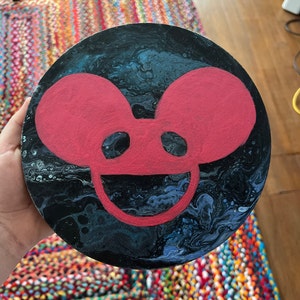 Lindsey added a photo of their purchase