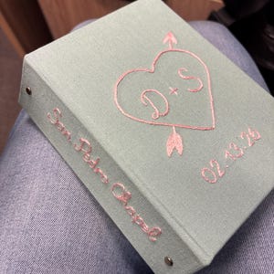 Hand Embroidered Photo Album With Sleeves, Personalized Photo Album, Anniversary Gift,  Unique Photo Album, Wedding Embroidered Photo Album.