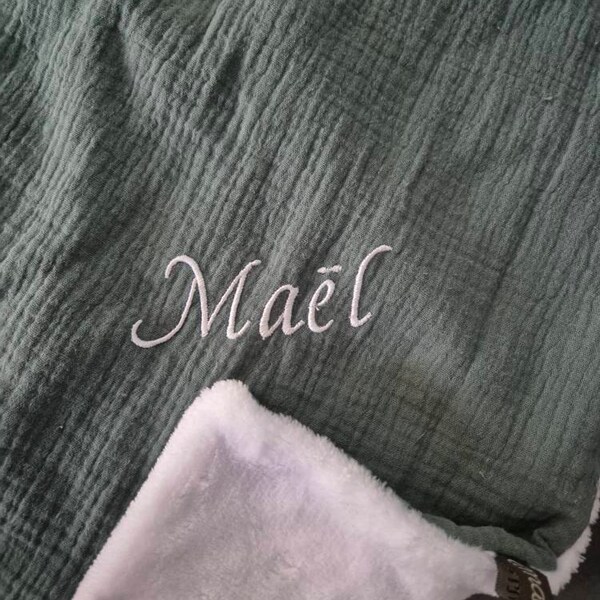 Couverture Bébé Personnalisée Avec Nom Et Date Brodés - Doudou Doux 24.5x24.5 Cm Avec Étiquettes Colorées - Cadeau Naissance - 10