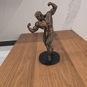 アーノルド・シュワルツェネッガー像 – クラシックポーズ、ブロンズ