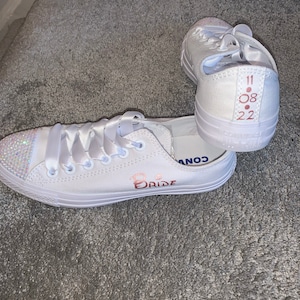 Lynsey added a photo of their purchase